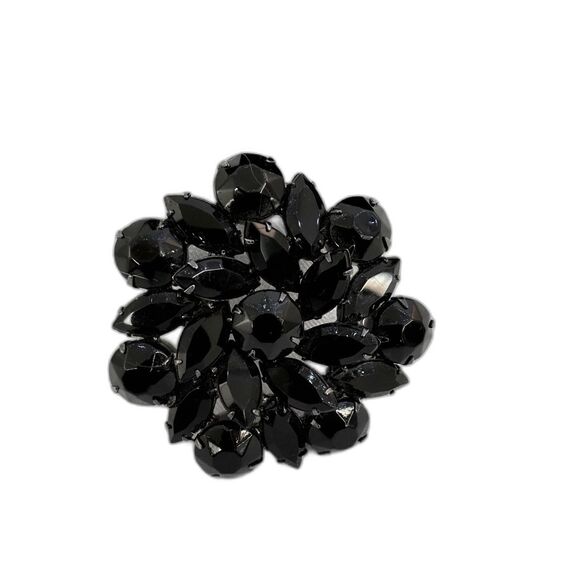 Beautiful Vintage Black Glass Brooch - Picture 3 of 5